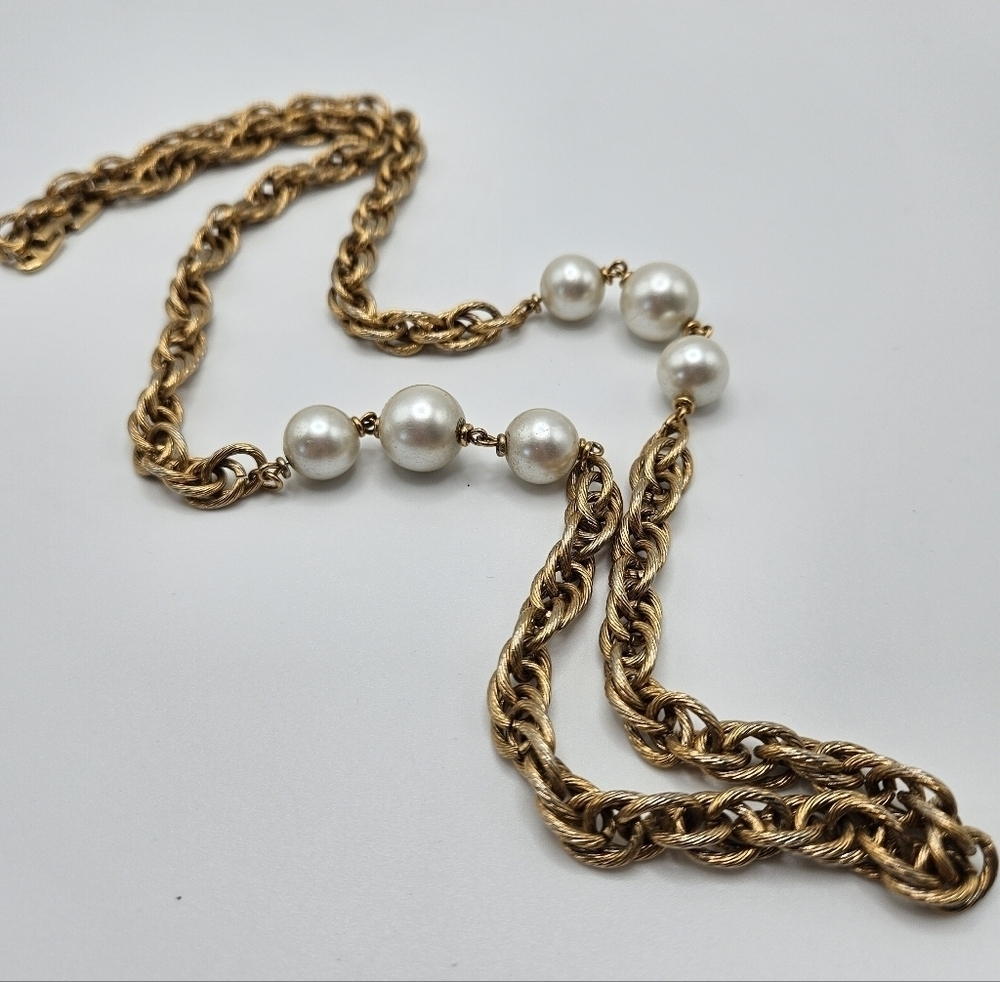 VINTAGE Napier Gold Plated Faux Pearl Chunky Chain 30" Strand Necklace